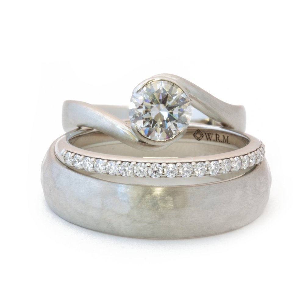 The Diamond Embrace - W.R. Metalarts