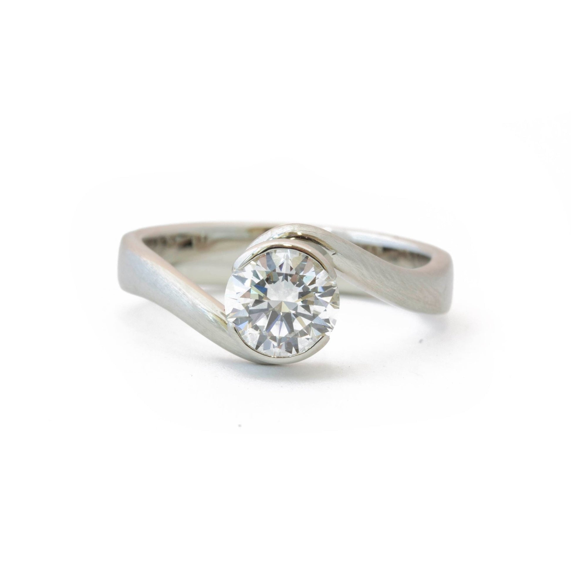 The Diamond Embrace - W.R. Metalarts