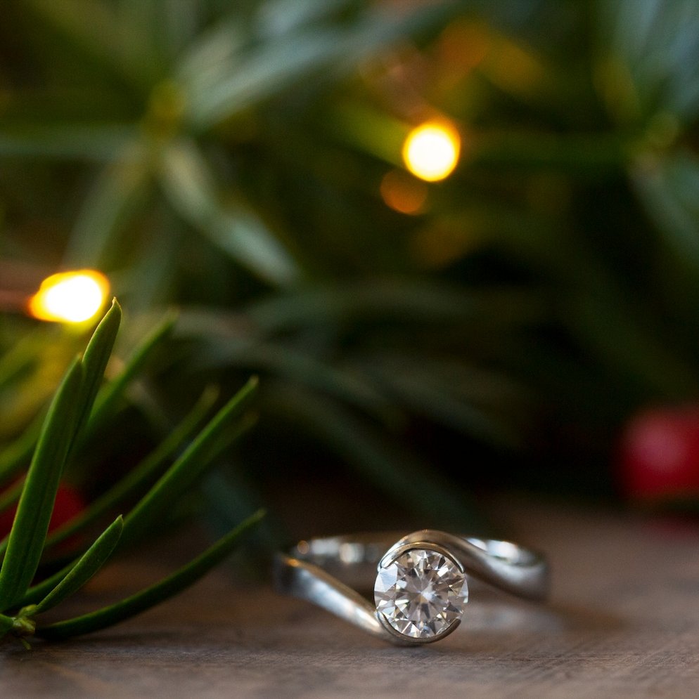 The Diamond Embrace - W.R. Metalarts