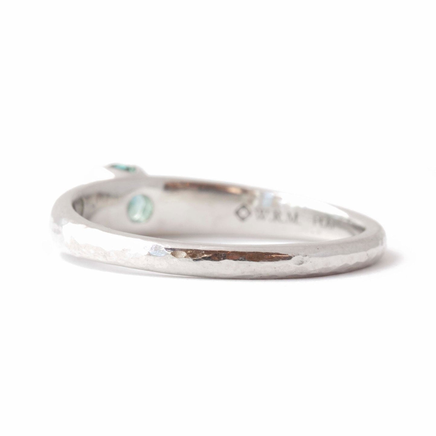 The Montana Sapphire Solitaire - W.R. Metalarts
