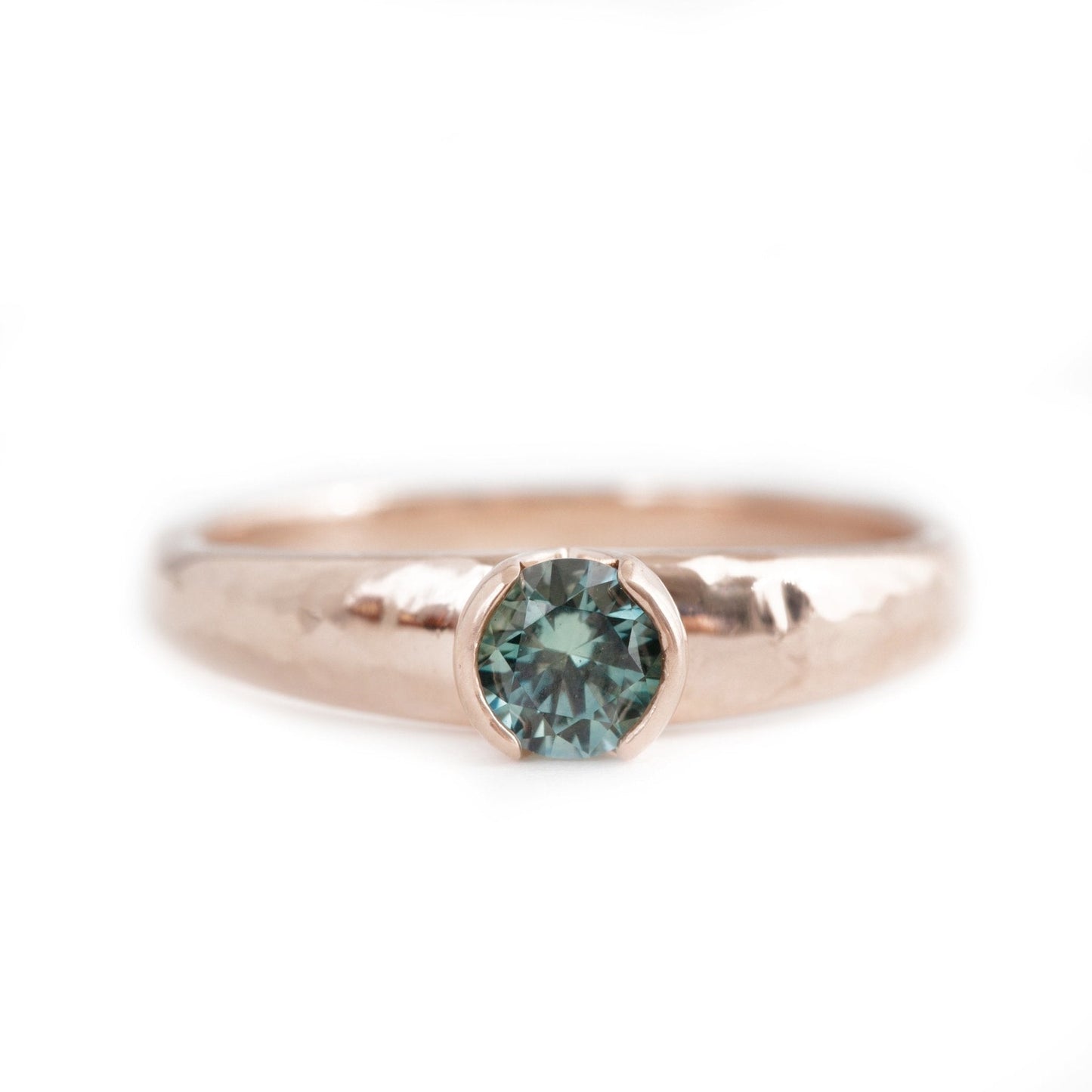 The Montana Sapphire Solitaire - W.R. Metalarts