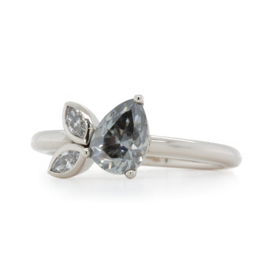 The Sweet Pea Ring - W.R. Metalarts