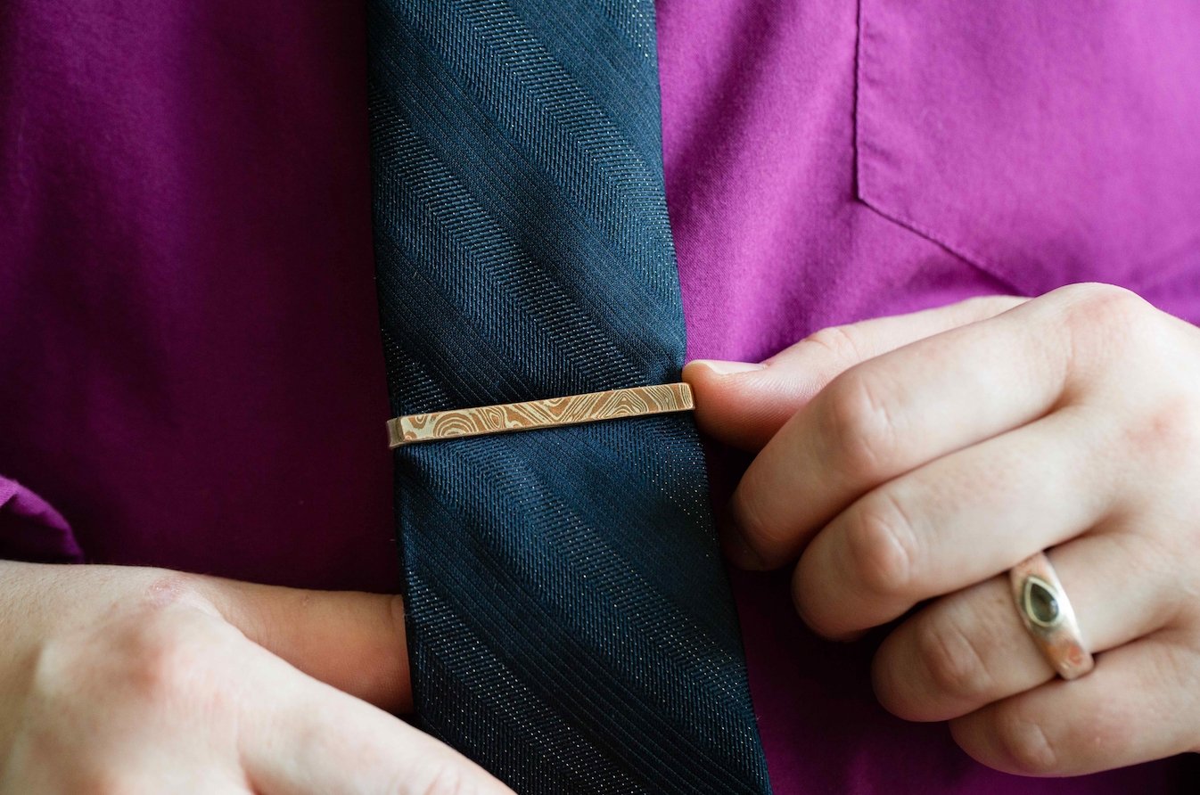 The Topography Tie Bar - W.R. Metalarts