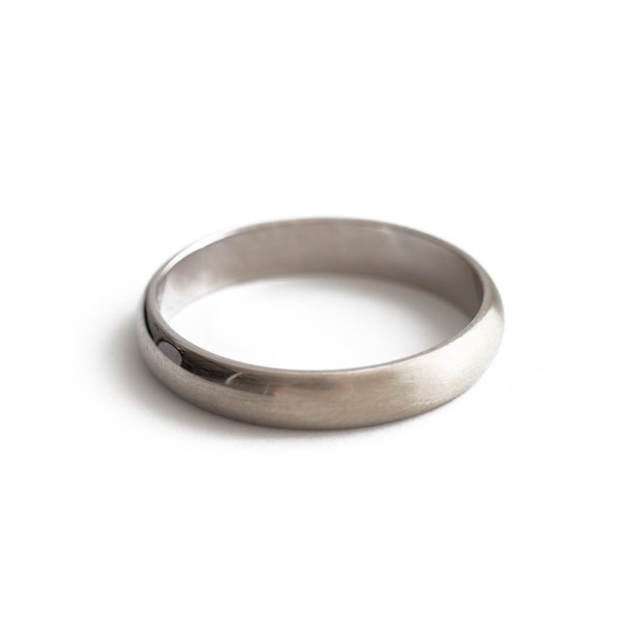 The White Gold Classic Band - W.R. Metalarts