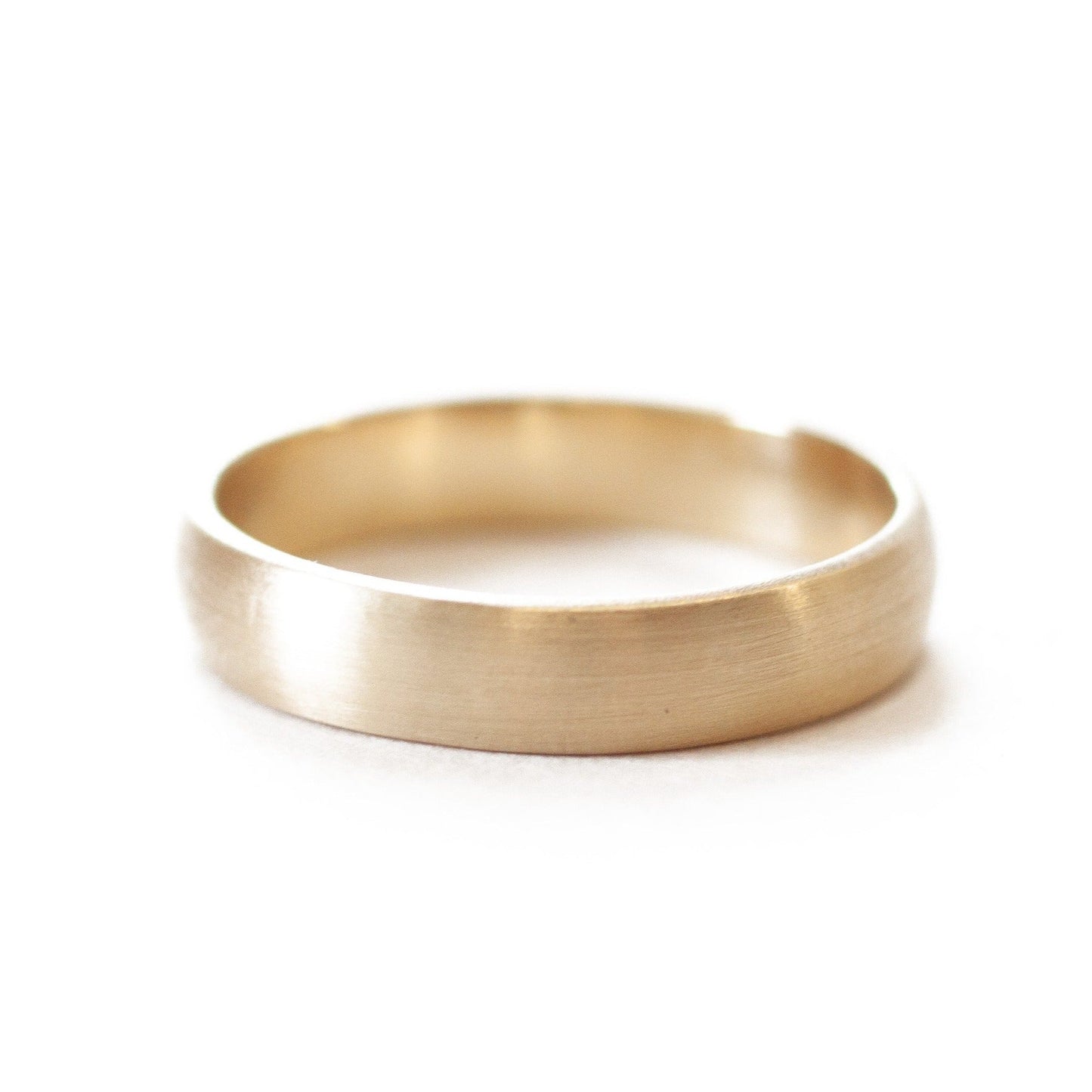 The Yellow Gold Classic Band - W.R. Metalarts