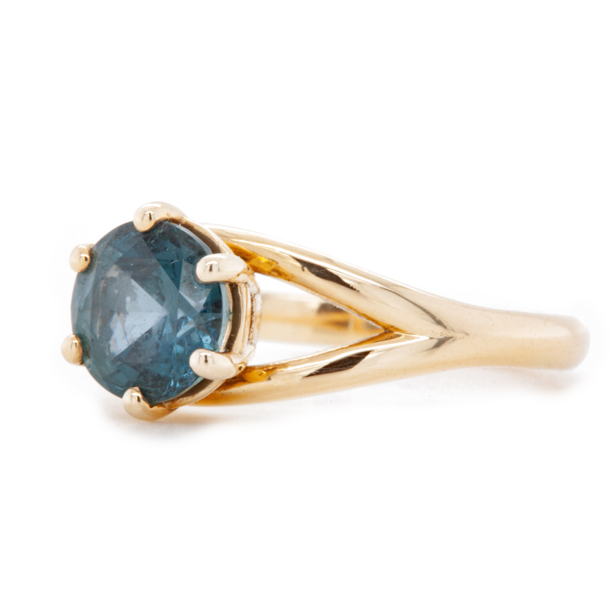 The Fairmined Split Shank MOYO Sapphire Solitaire (Ready to ship in size 6.5)
