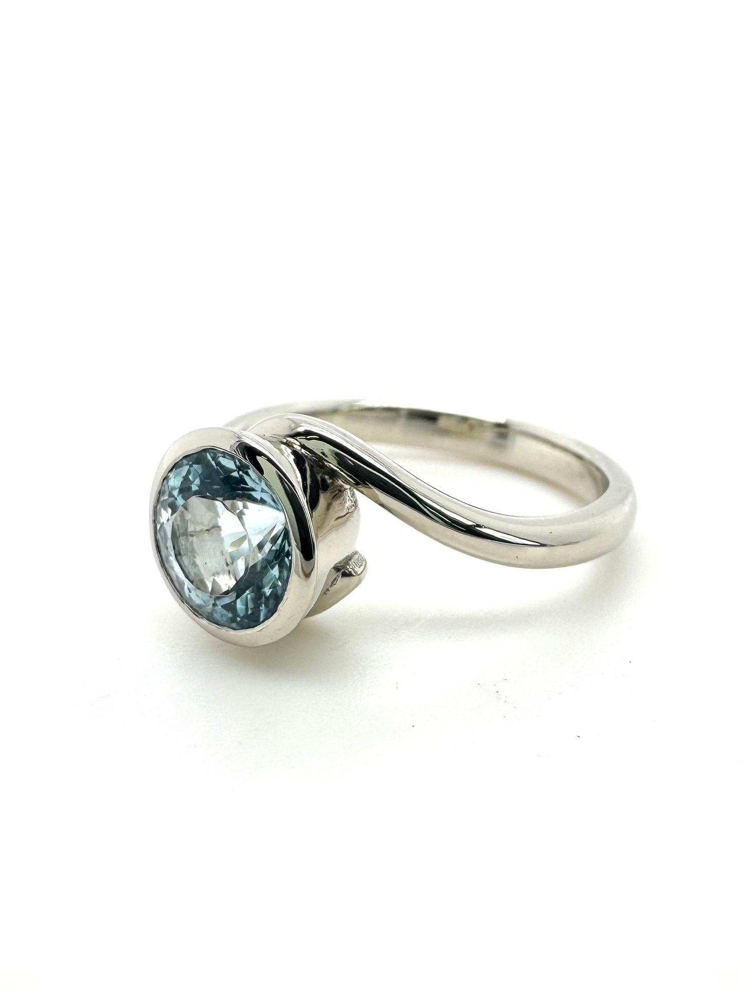 The Aquamarine Embrace Full Bezel (Ready to ship in size 5.75)