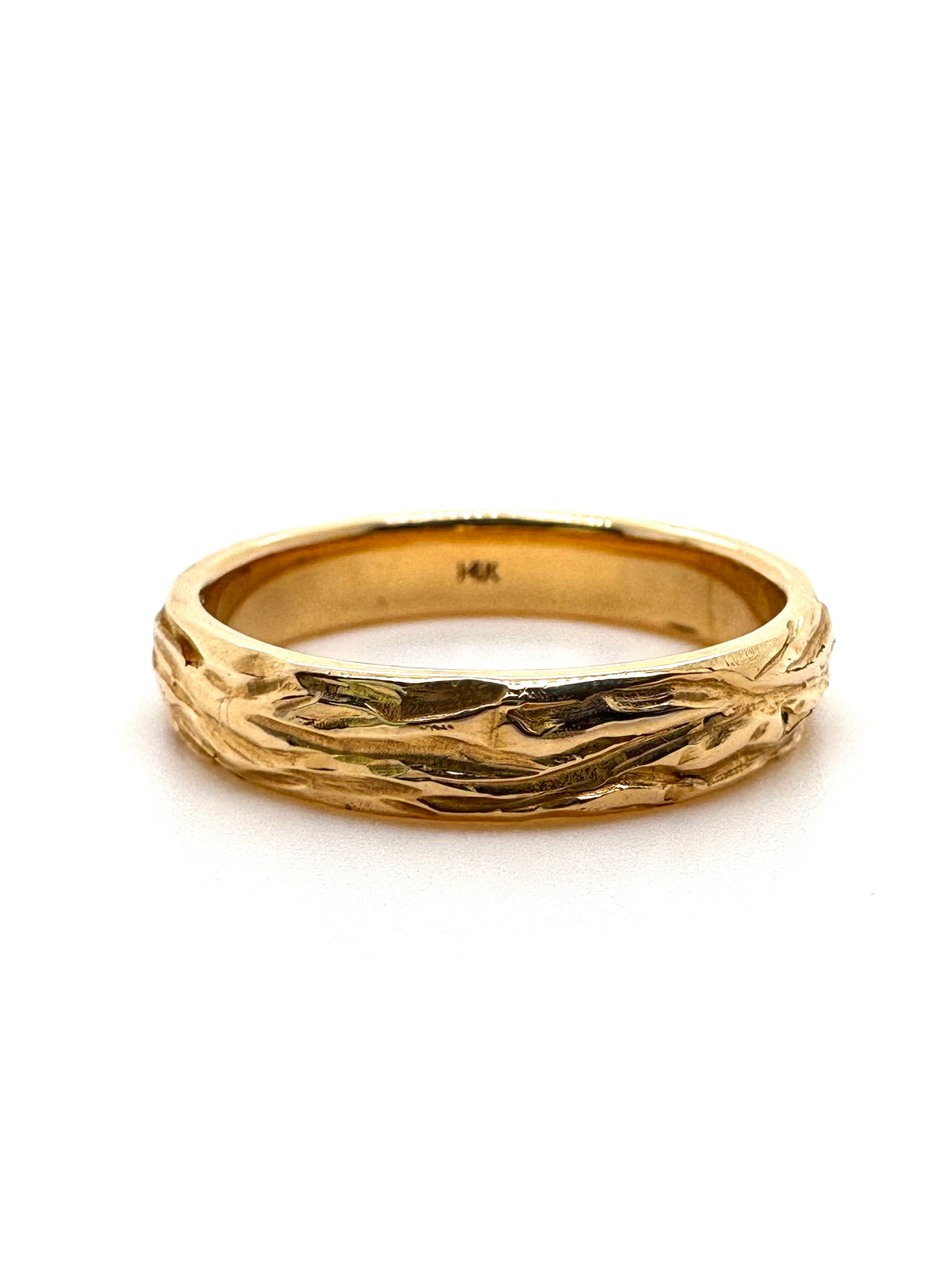 The Woodgrain Band (Ready to ship in 4.5mm width in 14K yellow gold size 9.5)