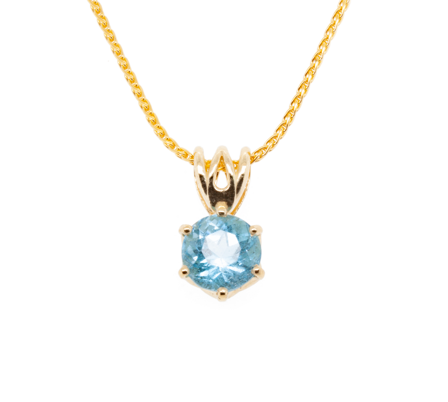 The Namibian Aquamarine Pendant Yellow Gold