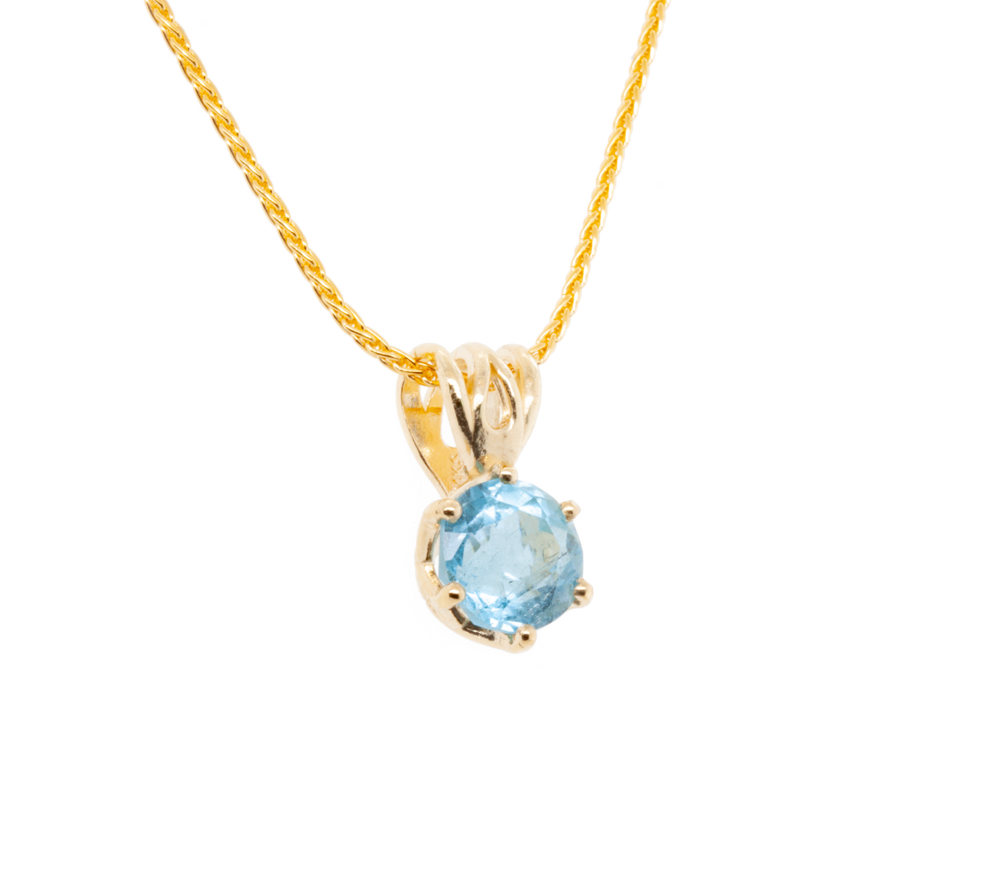 The Namibian Aquamarine Pendant Yellow Gold