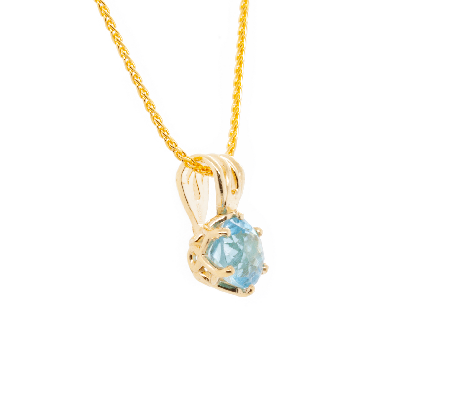 The Namibian Aquamarine Pendant Yellow Gold