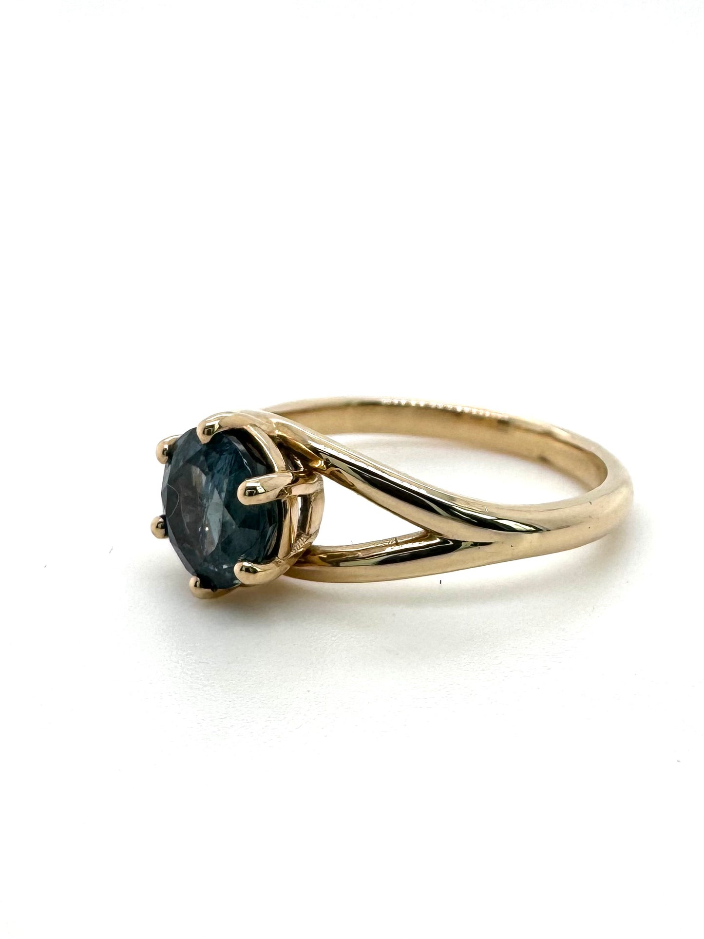 The Fairmined Split Shank MOYO Sapphire Solitaire (Ready to ship in size 6.5)
