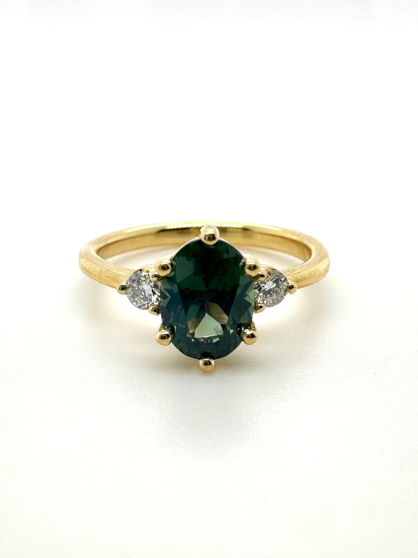 The Teal Sapphire Minimalist Oval Ring (Ready to ship in size 5.75)