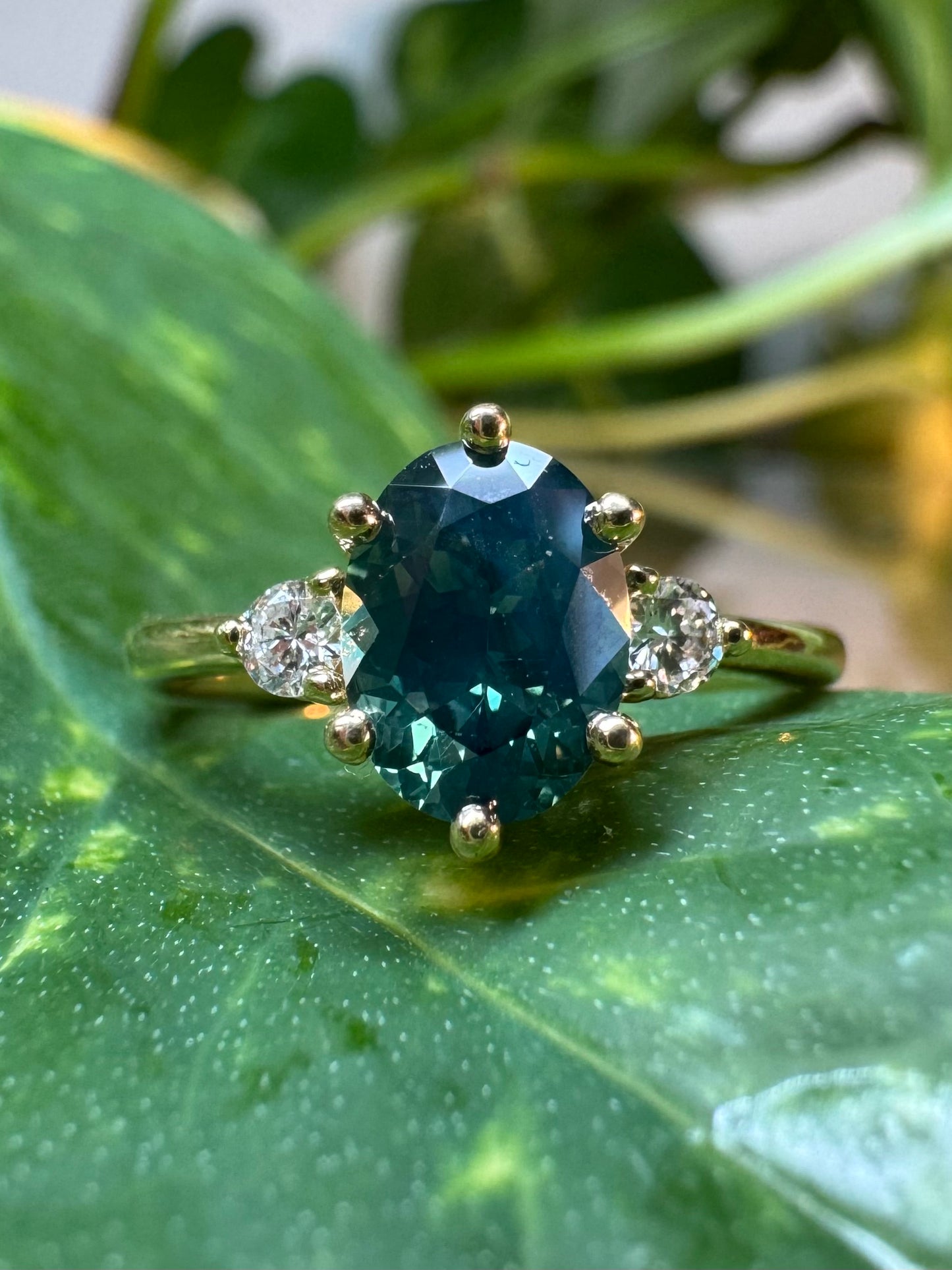 The Teal Sapphire Minimalist Oval Ring (Ready to ship in size 5.75)