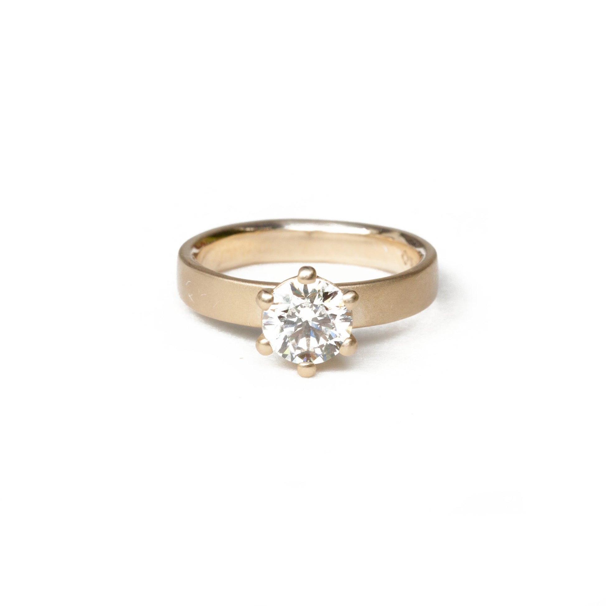 The 1ct Minimalist Solitaire - W.R. Metalarts