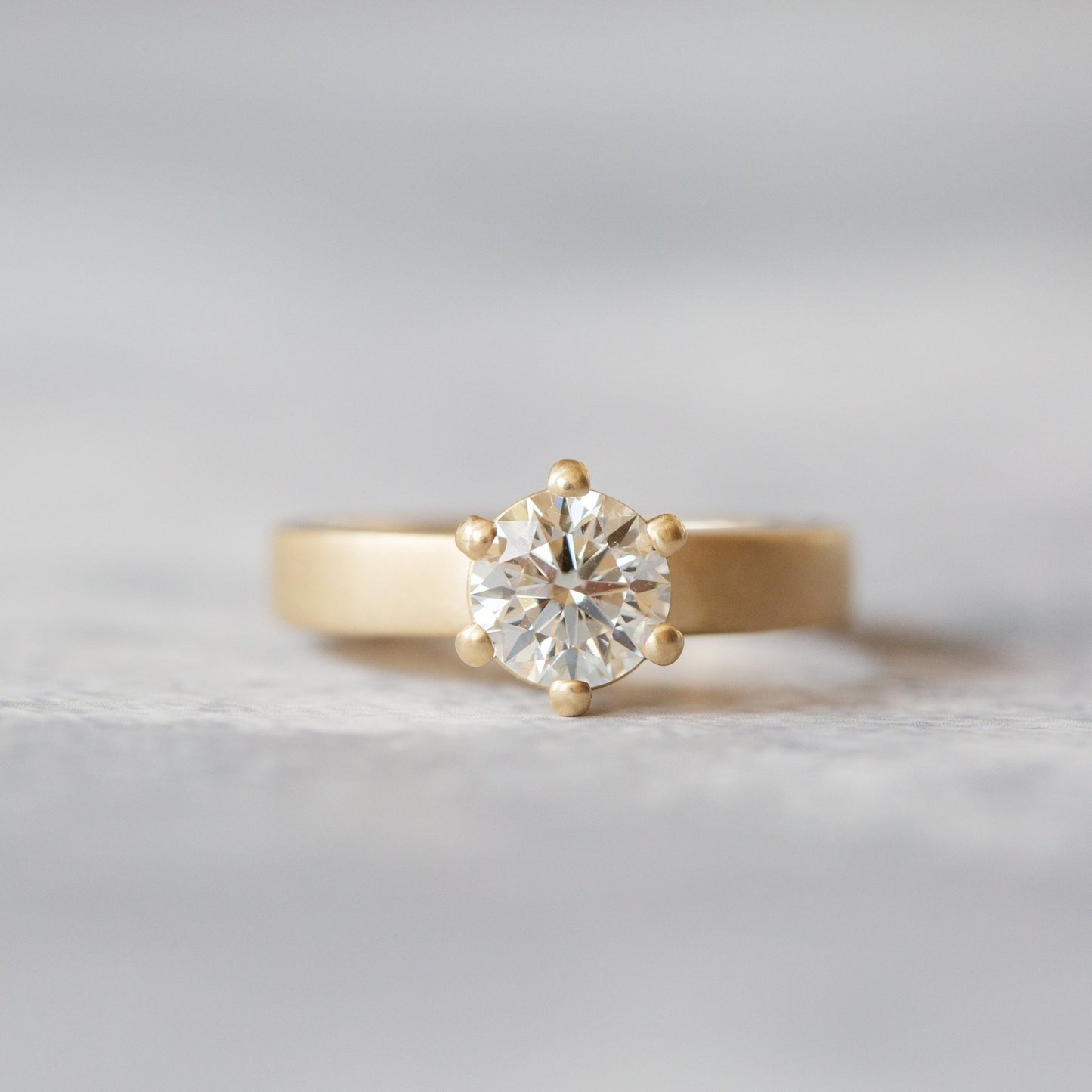 The 1ct Minimalist Solitaire - W.R. Metalarts