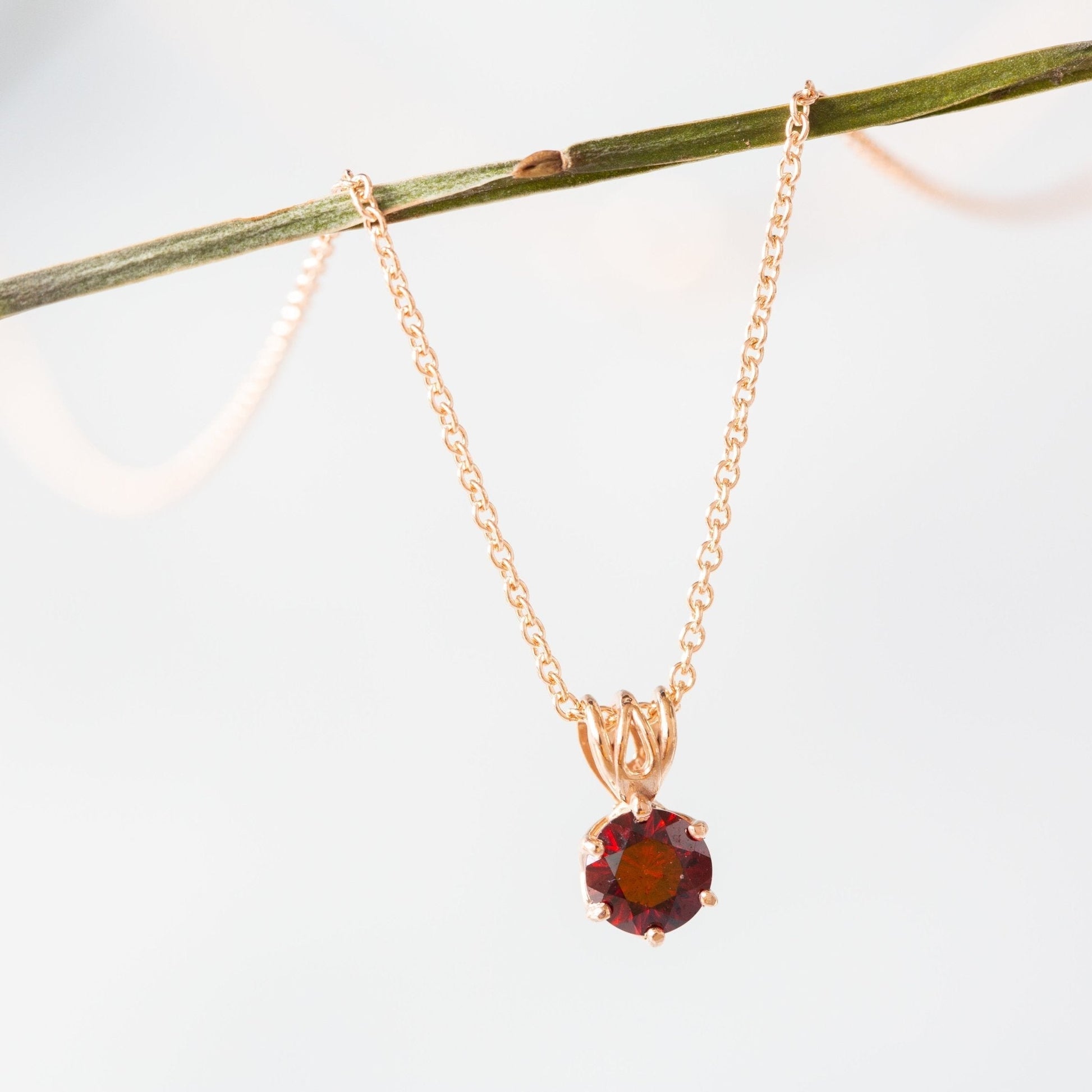 The Arizona Garnet Pendant - W.R. Metalarts