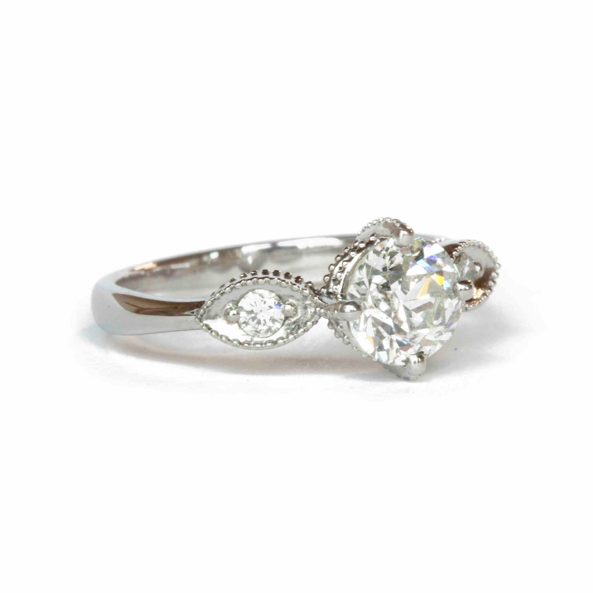 The Cat's Eye Ring (Prong Setting) - W.R. Metalarts