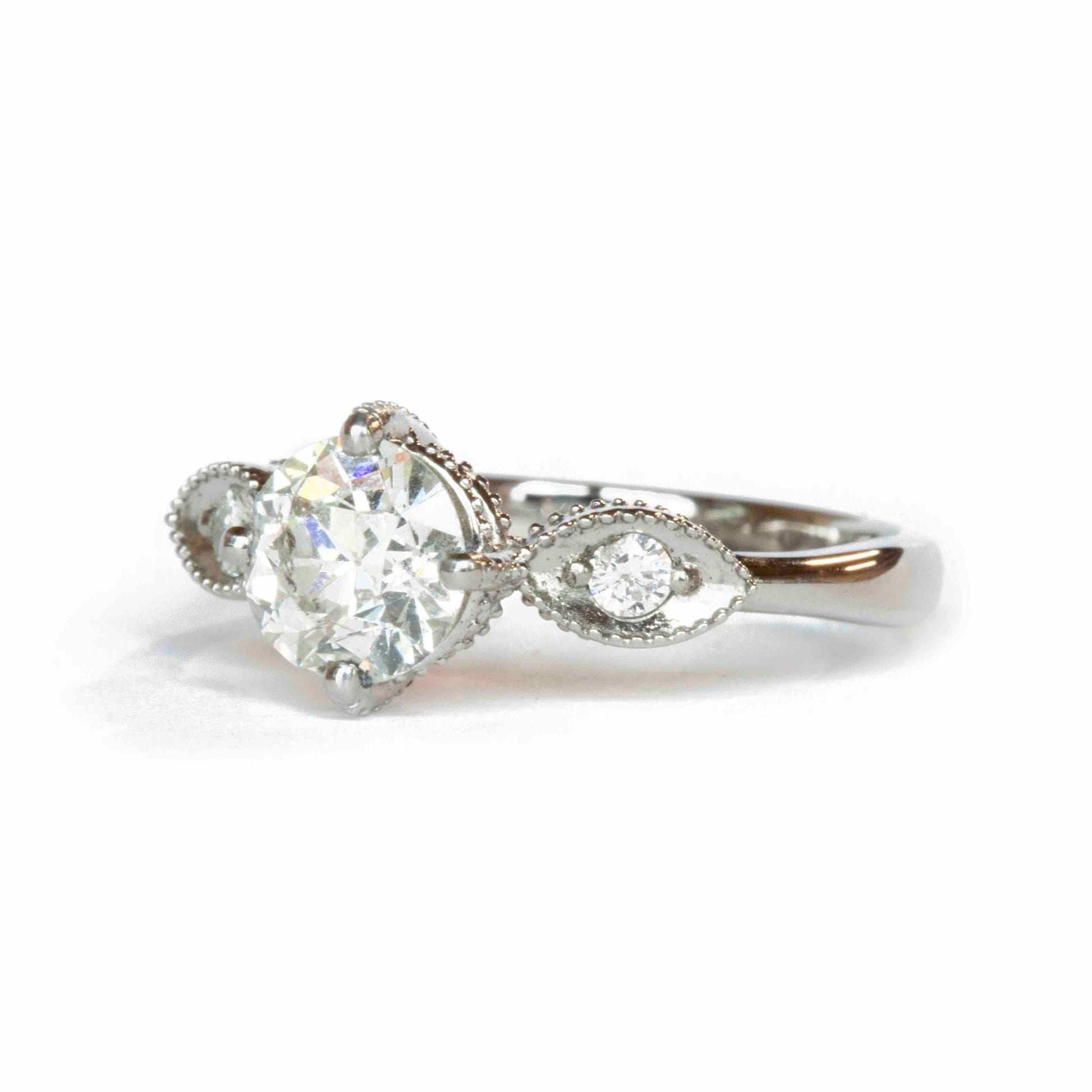 The Cat's Eye Ring (Prong Setting) - W.R. Metalarts