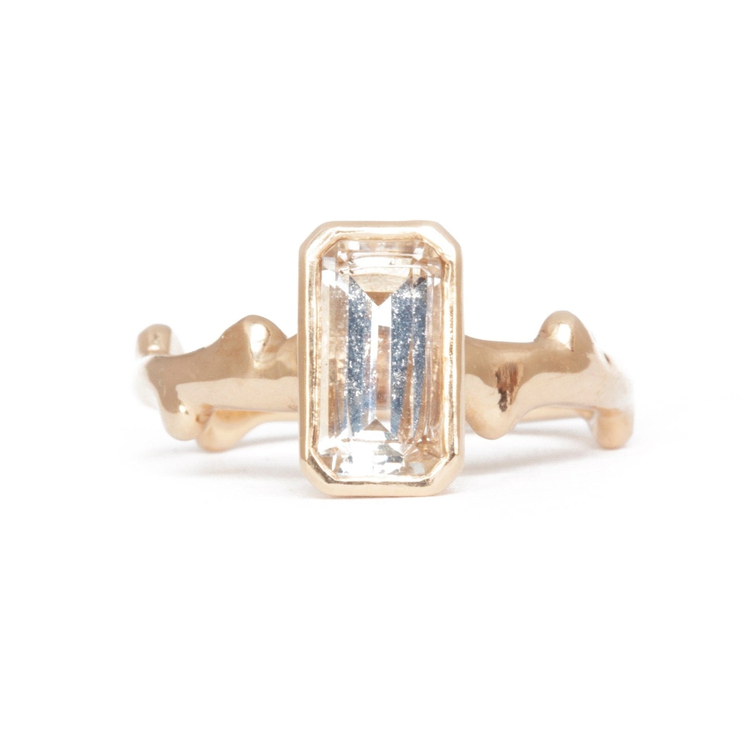 The Fairmined New Hampshire Goshenite Emerald-Cut Notched Solitaire (Ready to ship in size 6.5) - W.R. Metalarts