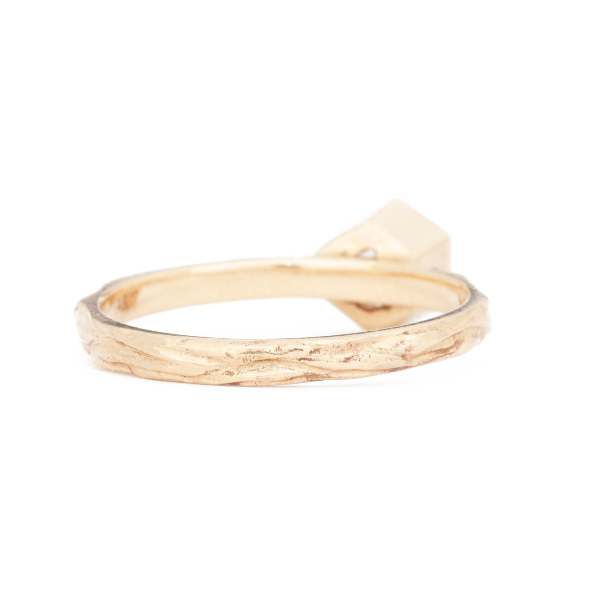 The Fairmined Oregon Sunstone Hexagon Woodgrain Solitaire (Ready to ship in size 9.75) - W.R. Metalarts