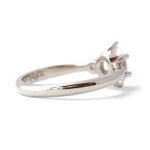 The Minimalist Oval Ring - W.R. Metalarts