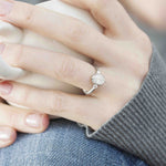 The Minimalist Oval Ring - W.R. Metalarts