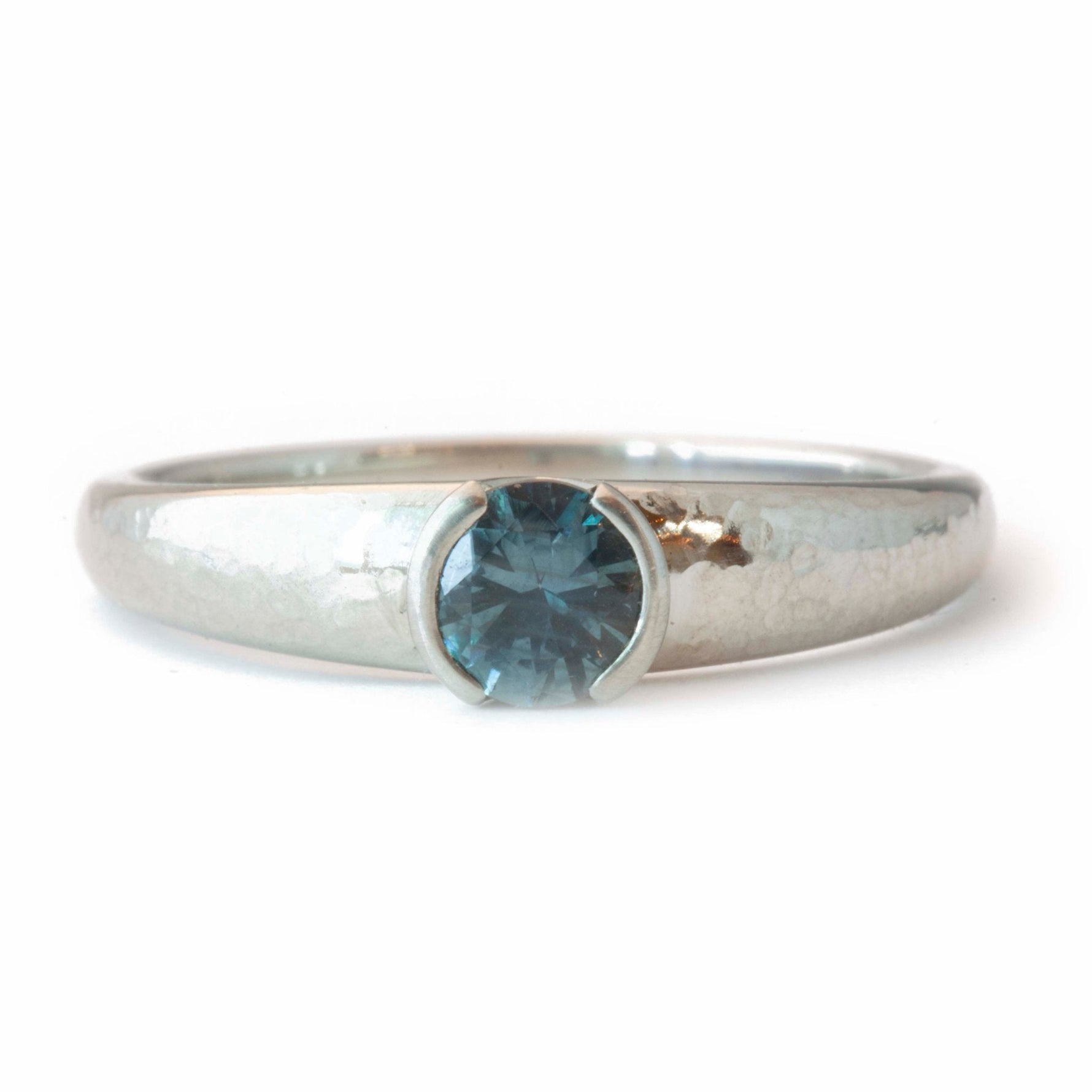 The Montana Sapphire Solitaire - W.R. Metalarts