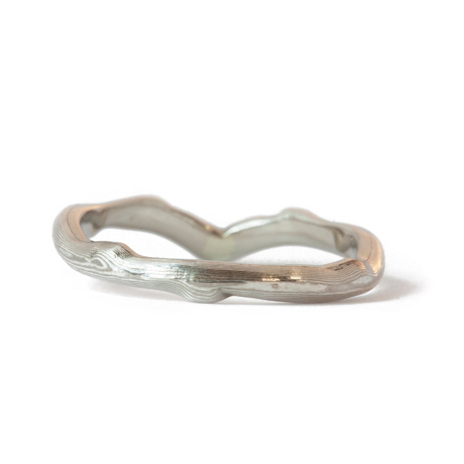 The Pointed Contour Branch Ring - W.R. Metalarts