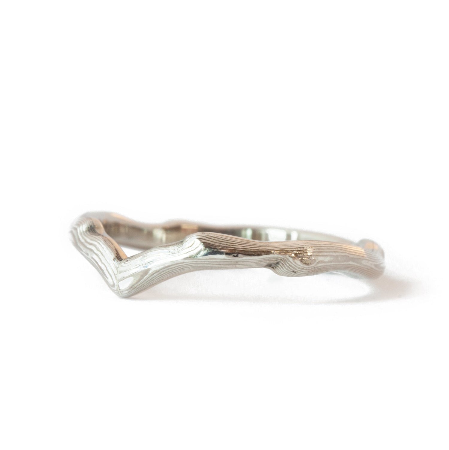 The Pointed Contour Branch Ring - W.R. Metalarts