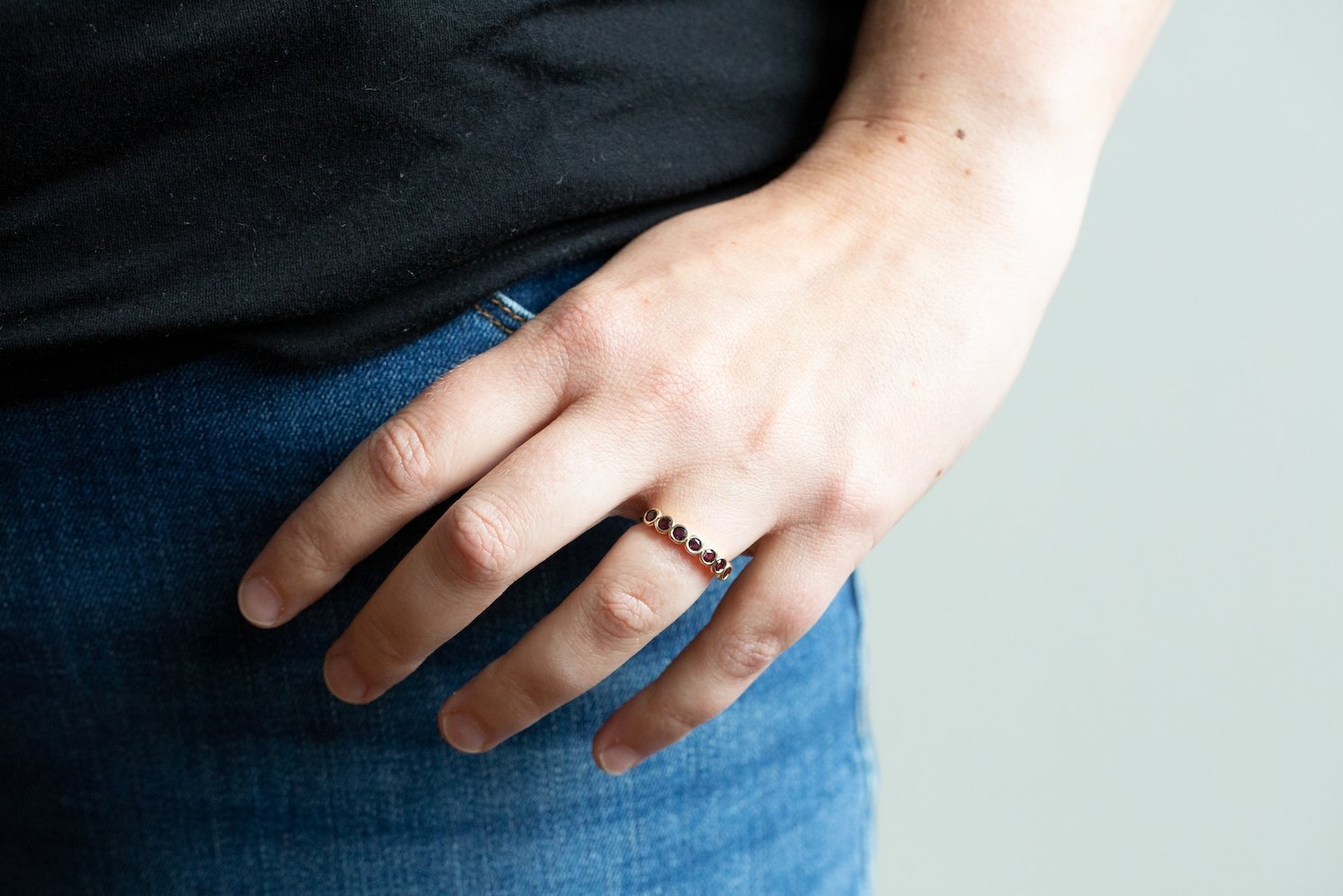 The Seven Stone Garnet Ring - W.R. Metalarts