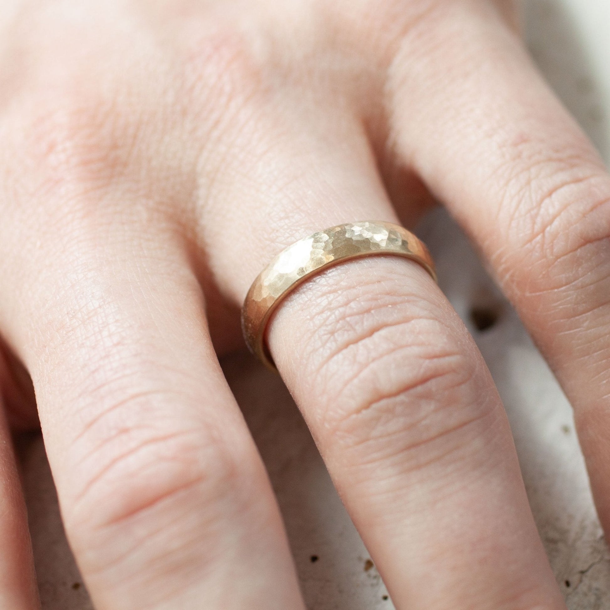 The Yellow Gold Hammered Band (Ready to ship in 2mm width size 5.5) - W.R. Metalarts